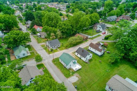 207 Everett St, Sparta, TN 38583 photo 9