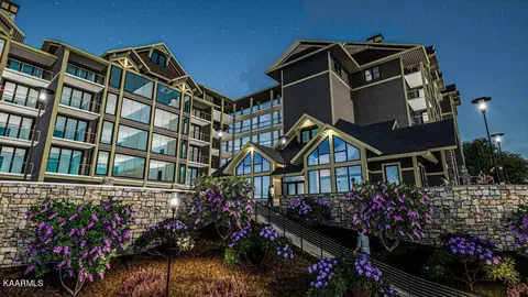 855 Campbell Lead Rd # 405, Gatlinburg, TN 37738