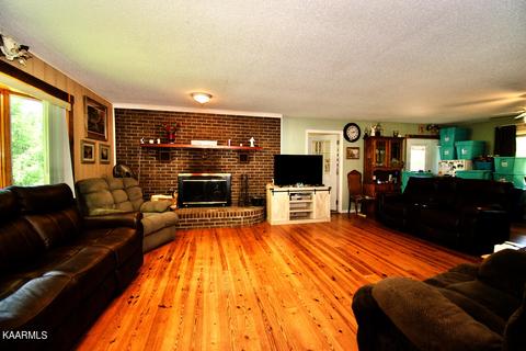 924 Cavern Rd, Townsend, TN 37882 photo 5
