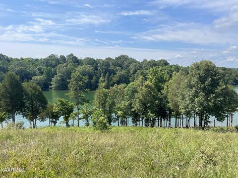 1059 Bulwark Way, Lenoir City, TN 37772