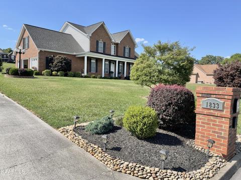 1833 Alabama St, Seymour, TN 37865