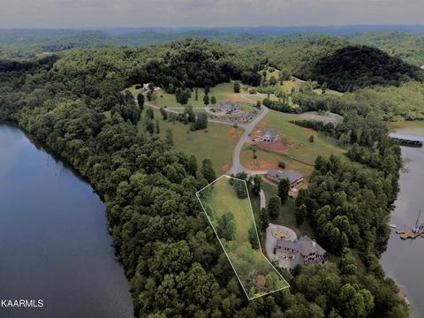 Clearwater Cove Drive, Madisonville, TN 37354