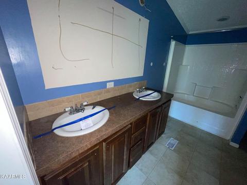 131 Rich Rd, Lancing, TN 37770 photo 25