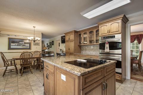 1102 Eagle Bend Road Rd, Clinton, TN 37716 photo 13