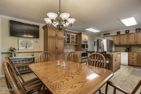 1102 Eagle Bend Road Rd, Clinton, TN 37716 photo 11
