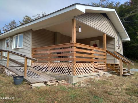 1685 Lick Branch Rd, Ewing, VA 24248 photo 5