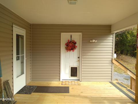 1685 Lick Branch Rd, Ewing, VA 24248 photo 6