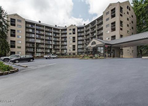 306 Baskins Creek Rd UNIT 209, Gatlinburg, TN 37738