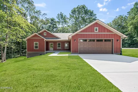 167 Hawes Cir, Crossville, TN 38558