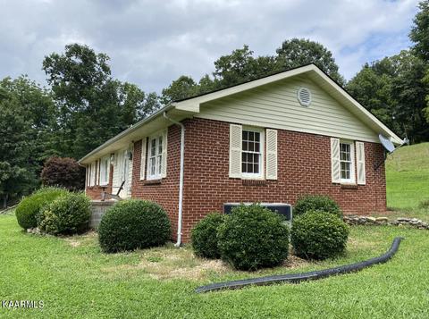 1625 Machine Branch Rd, Ewing, VA 24248 photo 4