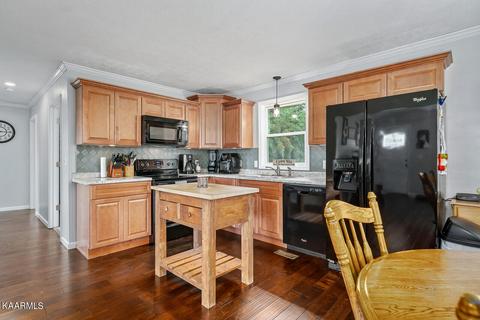 39 Quarry St, Sparta, TN 38583 photo 8