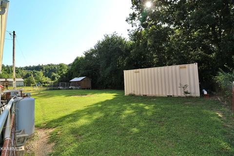 116 Echo Point Rd, Oneida, TN 37841 photo 21