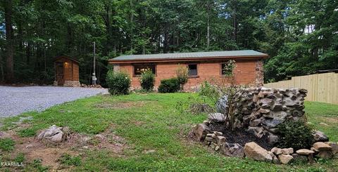 2322 Nichols Branch Way, Sevierville, TN 37876