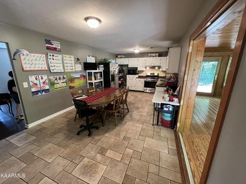 111 Maple Tree Ln, Powell, TN 37849 photo 27