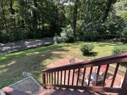 111 Maple Tree Ln, Powell, TN 37849 photo 12