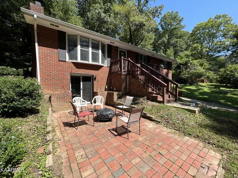 111 Maple Tree Ln, Powell, TN 37849 photo 6