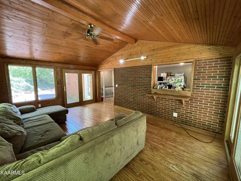 111 Maple Tree Ln, Powell, TN 37849 photo 19