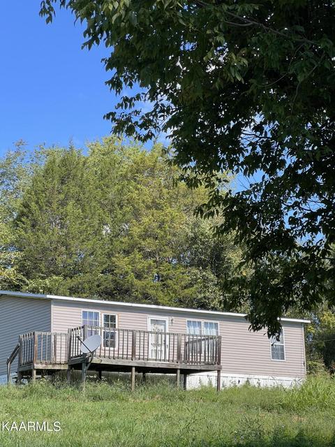 1732 Old Highway 63, Speedwell, TN 37870