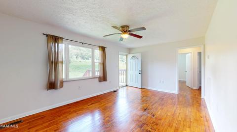 2309 E Wolf Valley Rd, Clinton, TN 37716 photo 6