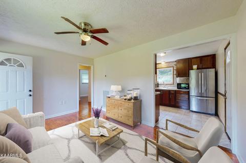 2309 E Wolf Valley Rd, Clinton, TN 37716 photo 9