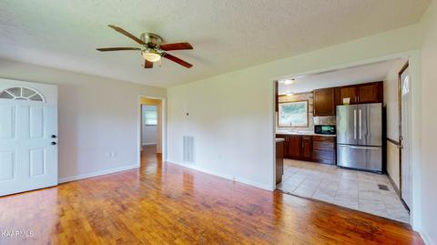 2309 E Wolf Valley Rd, Clinton, TN 37716 photo 8