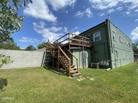 406 Exeter Ave, Middlesboro, KY 40965 photo 2