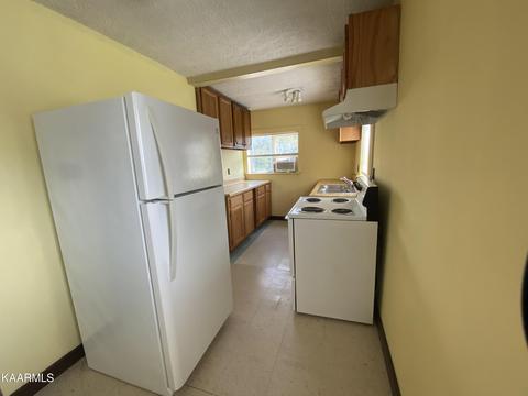 406 Exeter Ave, Middlesboro, KY 40965 photo 15