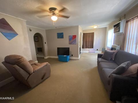 406 Exeter Ave, Middlesboro, KY 40965 photo 18