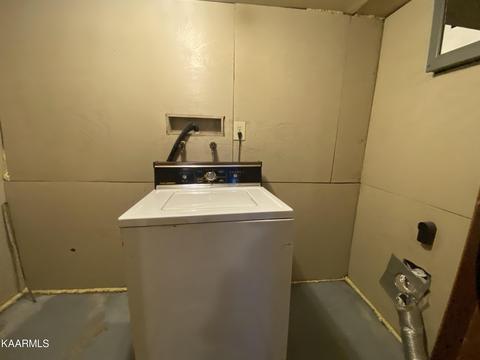 406 Exeter Ave, Middlesboro, KY 40965 photo 12