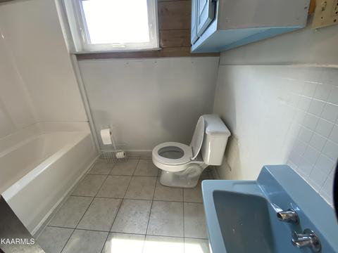 406 Exeter Ave, Middlesboro, KY 40965 photo 16