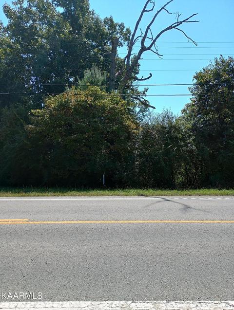 71 Mcguire Stone Farm Ln, Crossville, TN 38555