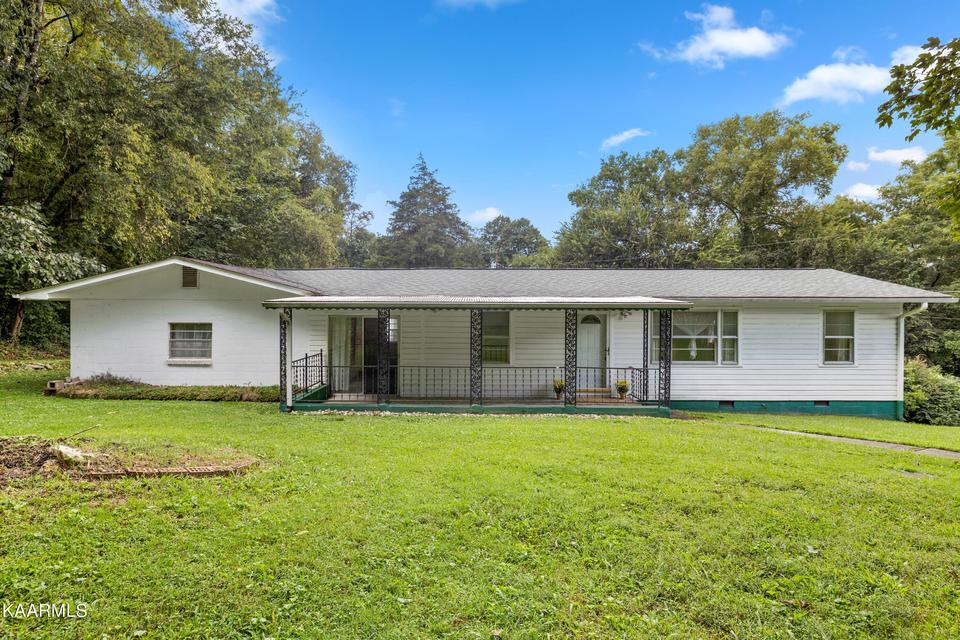  3009 Cox Ln, Knoxville, TN 37914 photo 1