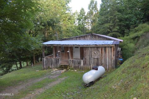 214 Machine Brance Rd, Harrogate, TN 37752