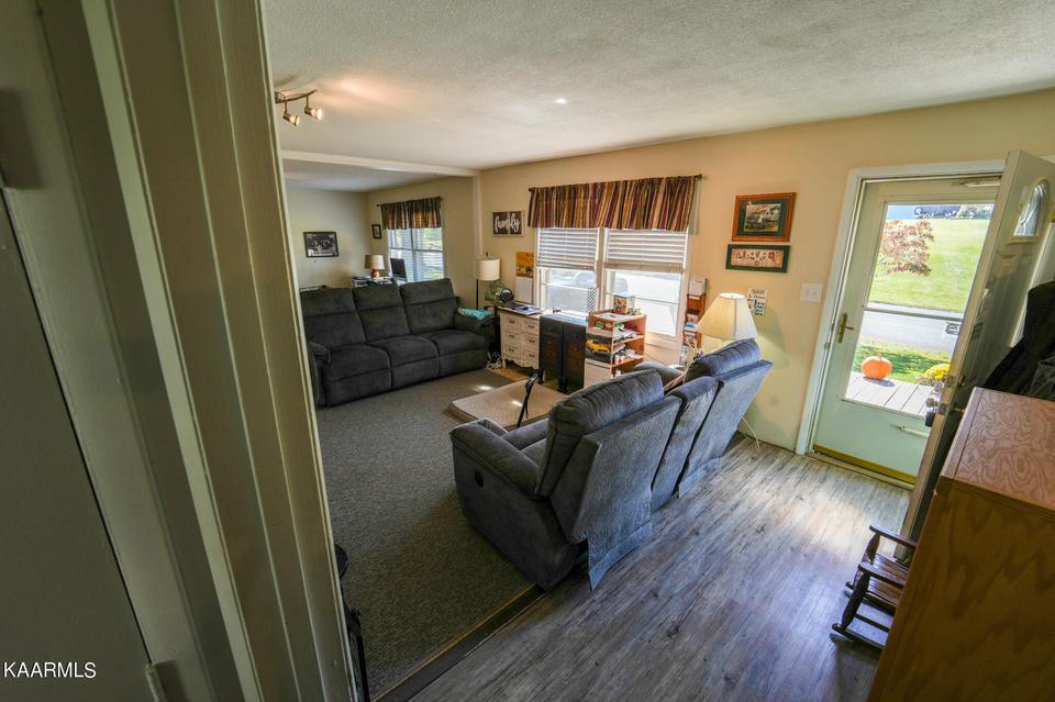  121 Timber Ridge Rd, Jonesborough, TN 37659 photo 4