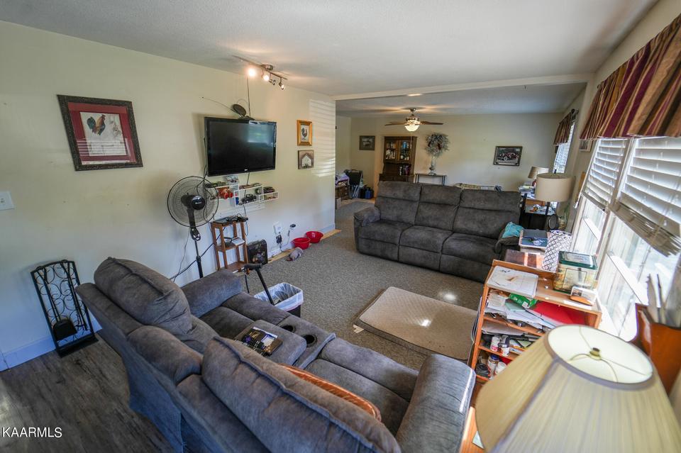  121 Timber Ridge Rd, Jonesborough, TN 37659 photo 3