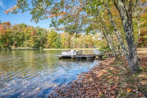 658 Siever Rd, Crossville, TN 38572