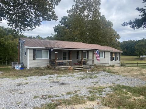 1002 Dye Rd, Clarkrange, TN 38553 photo 1