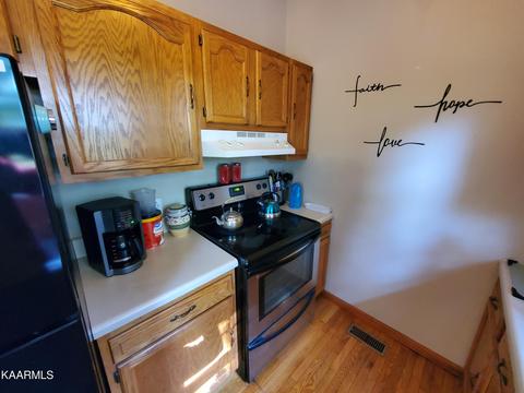 281 Norfolk Cir, Harrogate, TN 37752 photo 15