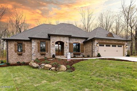 25 Mountain View Ct, Crossville, TN 38558