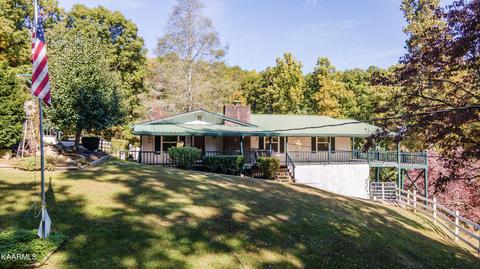 215 Tall Pine Cir, Tellico Plains, TN 37385