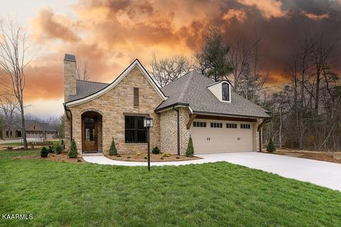 107 Laurelwood Dr, Crossville, TN 38558