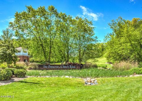 178 Pineberry Rd #146, Oak Ridge, TN 37830
