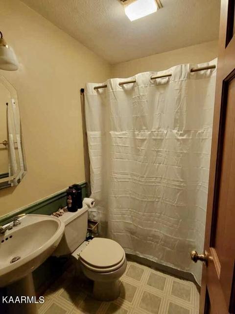 8127 Robert Watkins Rd, Talbott, TN 37877 photo 12