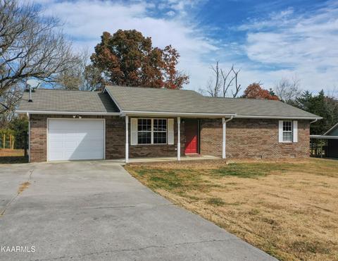 121 Stowers Dr, Corryton, TN 37721