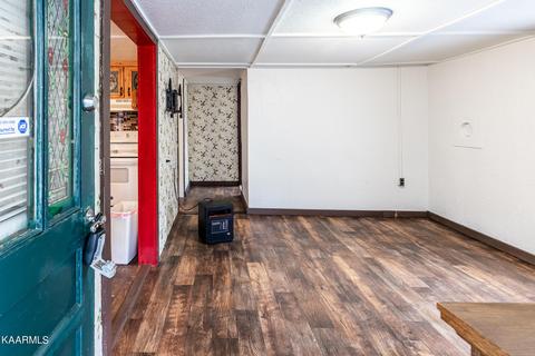 380 Duff Rd, Duff, TN 37729 photo 6