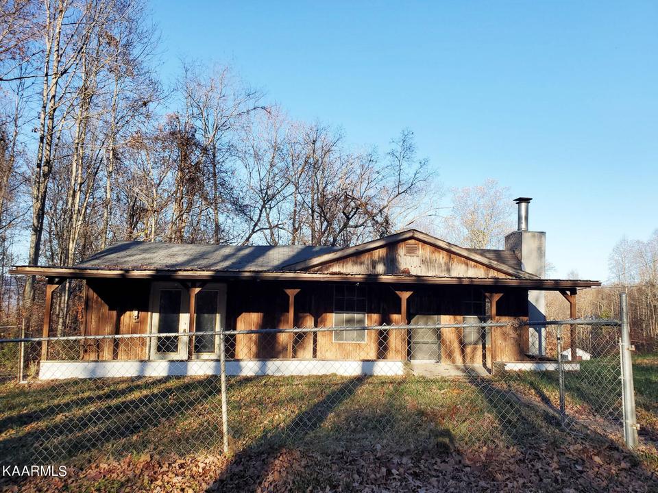 272 Jones Ln, La Follette, TN 37766 26 Photos Movoto