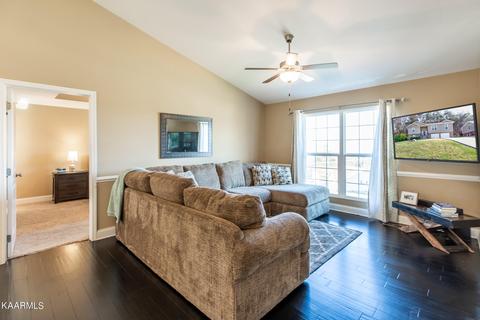 1318 Irwin Dr, Powell, TN 37849 photo 9
