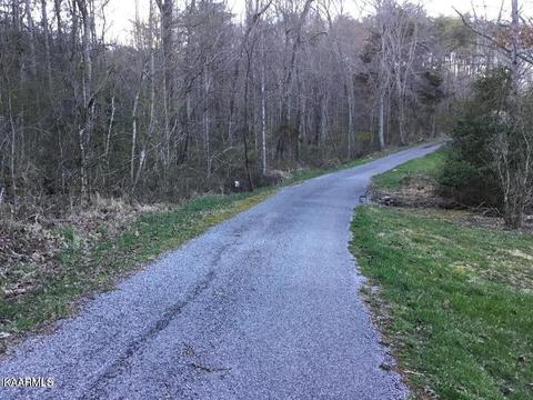 Pete Smith Rd, Pikeville, TN 37367