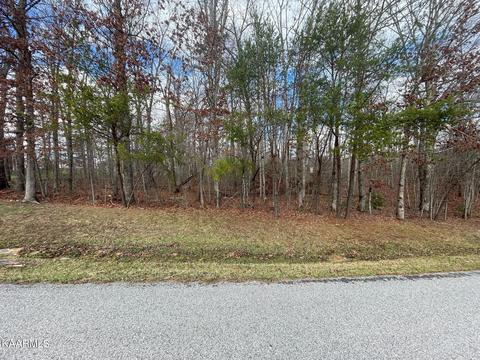 Golf Club Lane, Crossville, TN 38571
