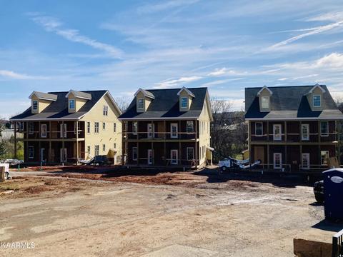 438 E Church Ave, Maryville, TN 37804